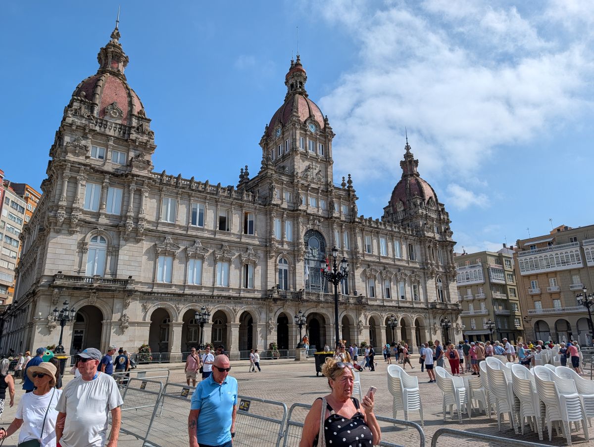 A Coruña city hall plaza