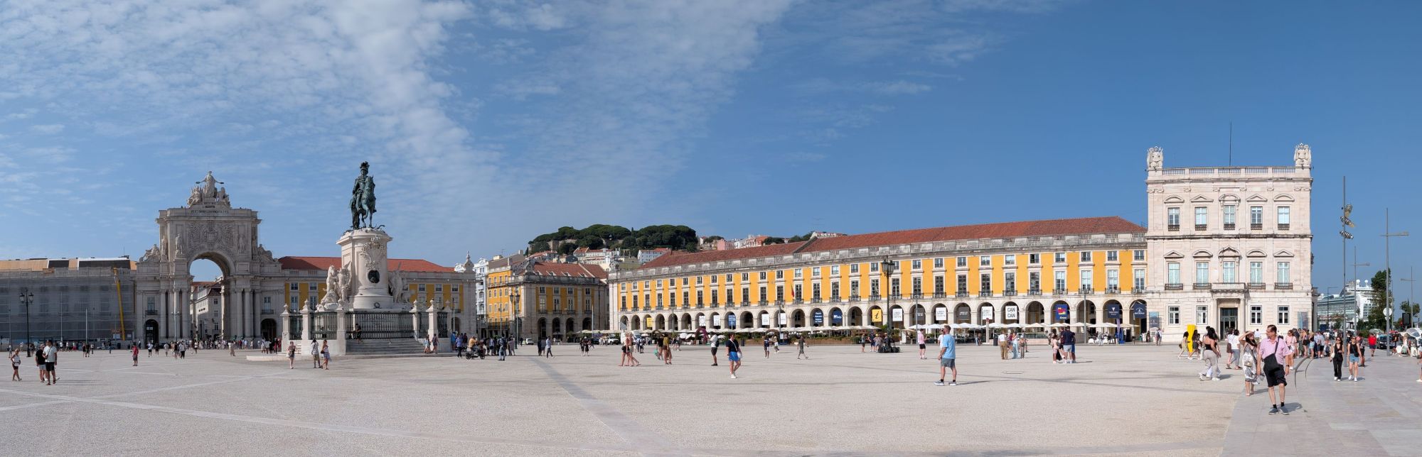 Praça do Comércio with the Rua Augusta Arch and yellow colonnades