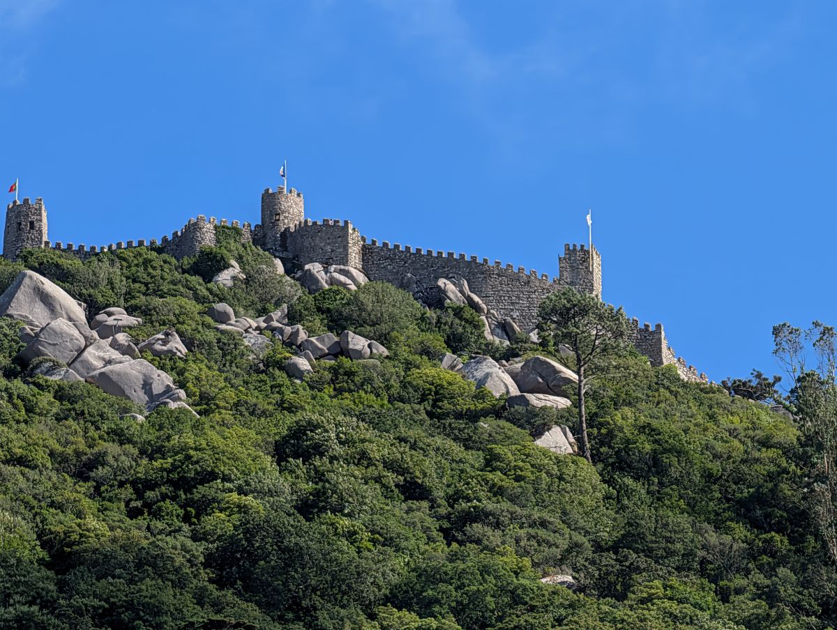 Castelo dos Mouros walls on the rocky hillside above Sintra